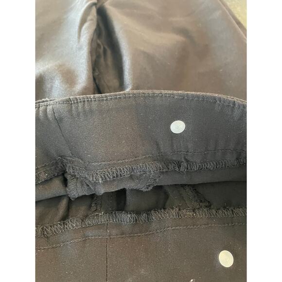 Rafaella Black Dress Shorts 12 - Picture 11 of 13